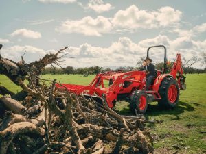 Kioti DK Series DK4220SEH Compact Tractor with Loader - DK4220SEHB
