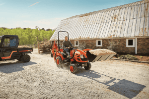 Kioti CS Series Sub Compact Tractor with Loader - CS2510 HST